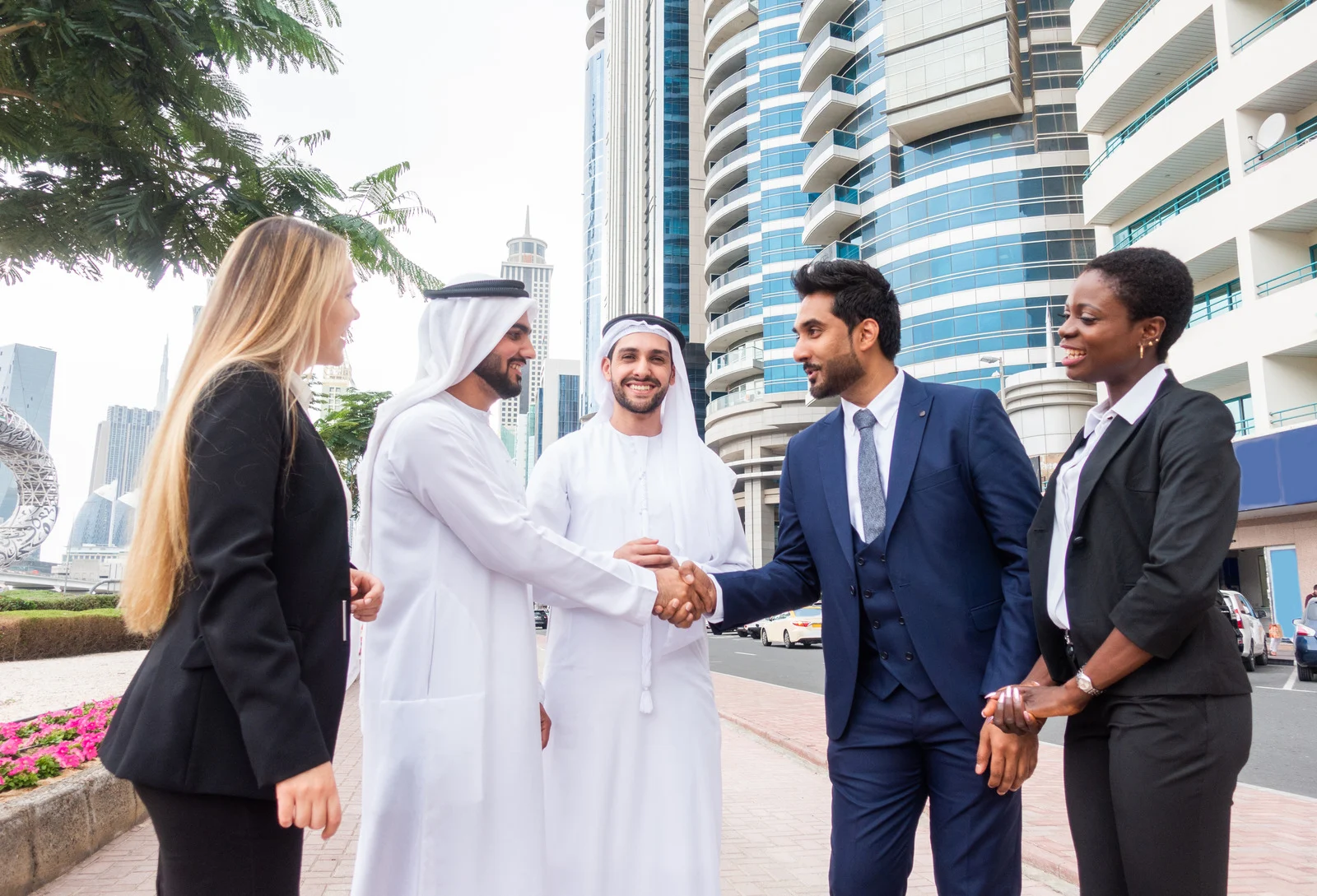 Why to invest in Dubai?